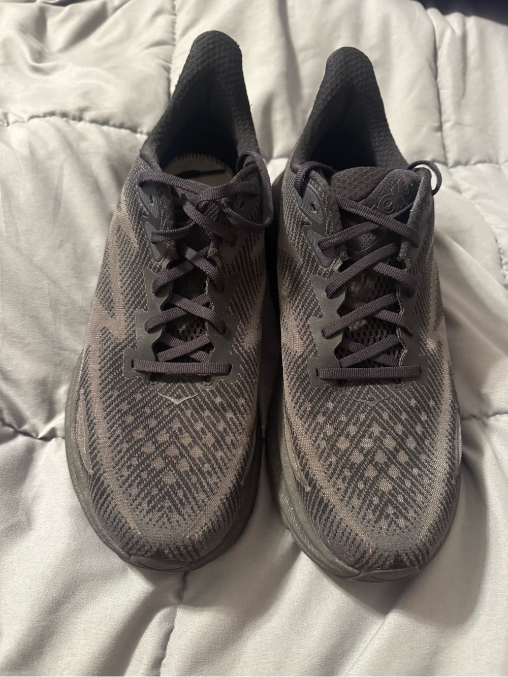 Hoka Clifton 9 mens US size 10.5D 1127895